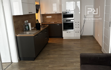 Predaj kompletne zrekonštruovaný 4 izb byt na Lietavskej ul