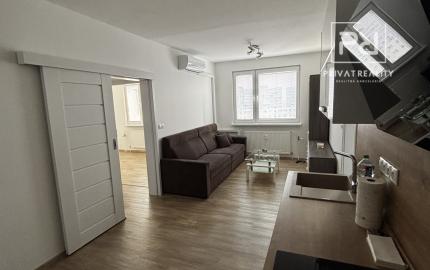 Predaj kompletne zrekonštruovaný 3  izb byt na Lietavskej ul