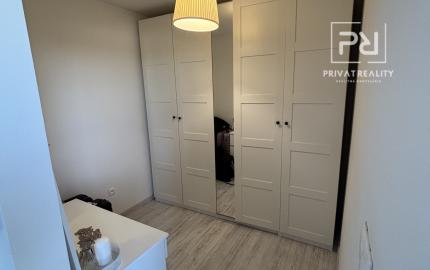 Moderný 4-izbový rodinný dom v radovej zástavbe Horná Potôn