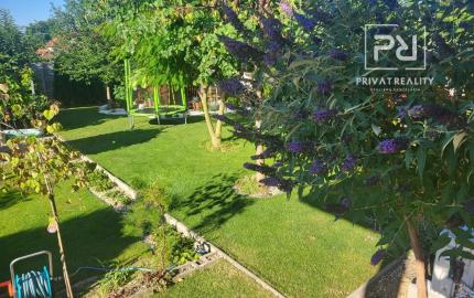 Ponúkame Vám na predaj nízkoenergetický Rodinný dom v obci : Trávnica . 