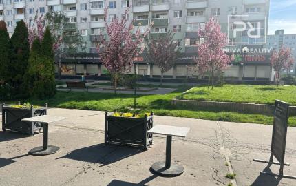 Predaj komerčné a prevádzkové priestory Bratislava-Vrakuňa.