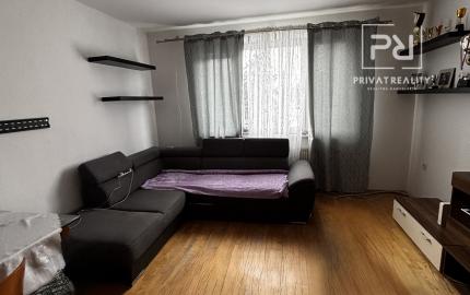 Ponúkame na predaj 3 izbový byt vo Vrakúni.