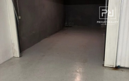 Ponúkame na predaj Garáž v Lamači na Malokarpatskom námesti,