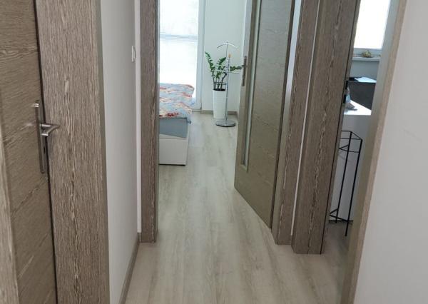 Ponúkame Vám na predaj nízkoenergetický Rodinný dom v obci : Trávnica . 