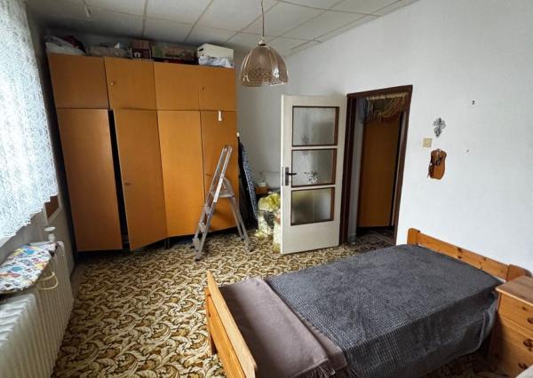 Ponúkame na predaj 3 izbový Rodinný dom v Prievoze.