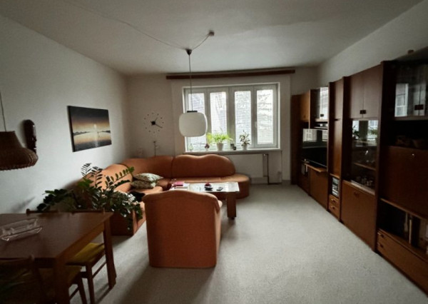 Ponúkame Vám na predaj 3 izbový byt Bratislava-Nové Mesto, Vajnorská ul.