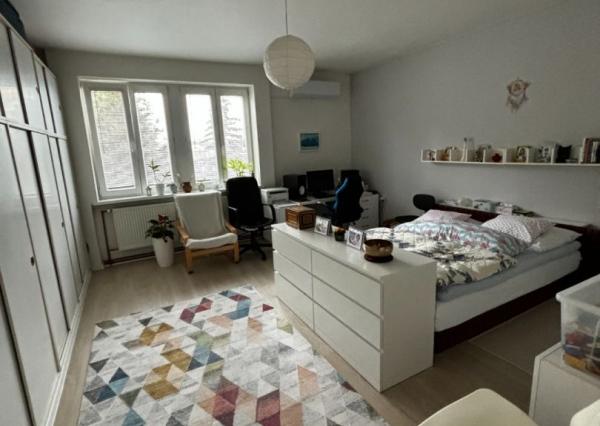 Ponúkame Vám na predaj 3 izbový byt Bratislava-Nové Mesto, Vajnorská ul.