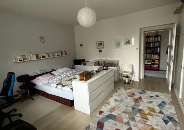 Ponúkame Vám na predaj 3 izbový byt Bratislava-Nové Mesto, Vajnorská ul.