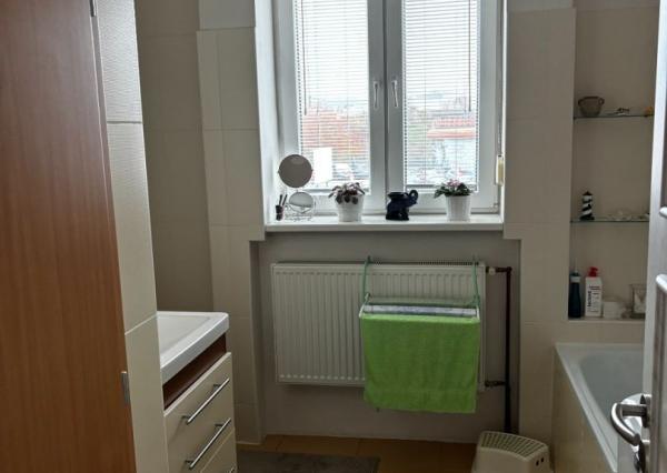 Ponúkame Vám na predaj 3 izbový byt Bratislava-Nové Mesto, Vajnorská ul.