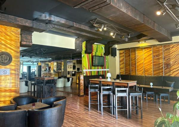 Predaj komerčné a prevádzkové priestory Bratislava-Vrakuňa.