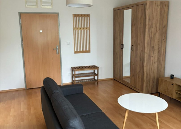 Ponúkame Vám na predaj 1 izbový byt Bratislava-Lamač.