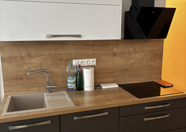 Predaj kompletne zrekonštruovaný 4 izb byt na Lietavskej ul