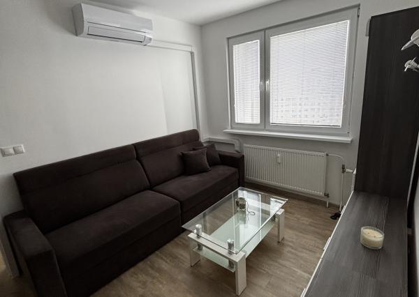 Kompletne zrekonštruovaný 4 izbový byt Lietavska ul.