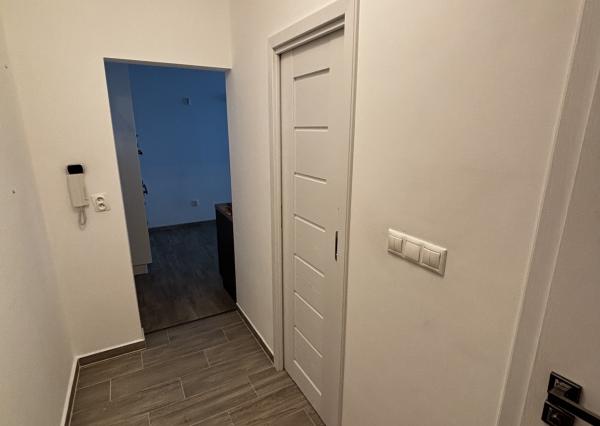 Kompletne zrekonštruovaný 4 izbový byt Lietavska ul.