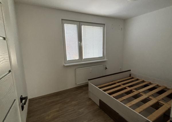 Kompletne zrekonštruovaný 4 izbový byt Lietavska ul.