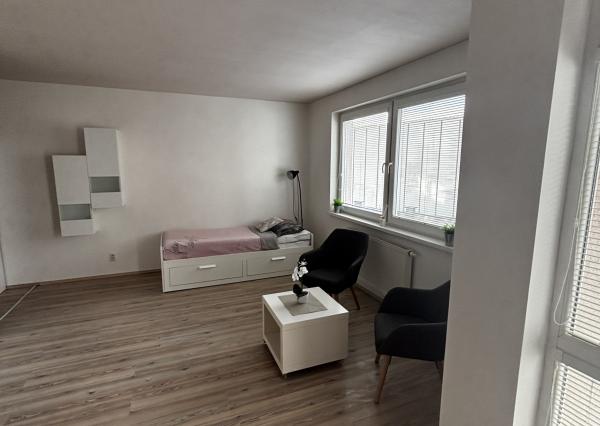 Zariadený 1-izbový byt v novostavbe – Agátova, Dúbravka