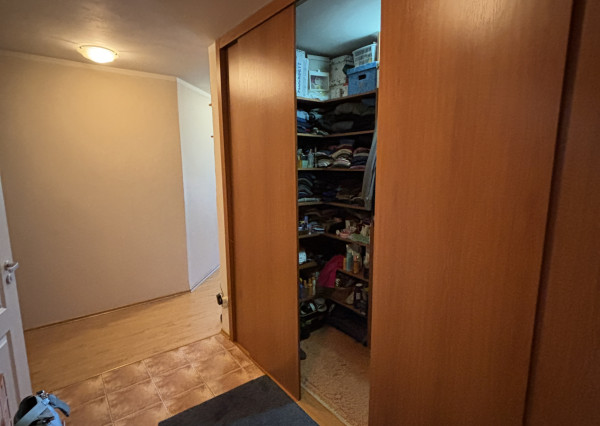 3-izbový byt s vlastnou garážou – Bebravská ul., Bratislava