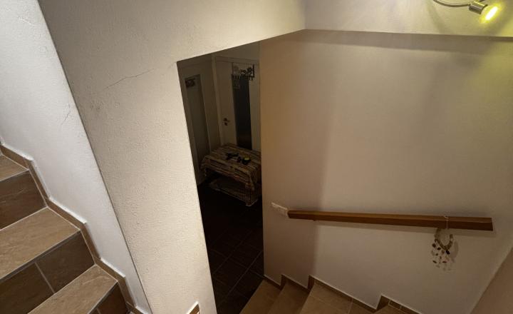 Moderný 4-izbový rodinný dom v tichej časti Dunajskej Lužnej - fotografia 18