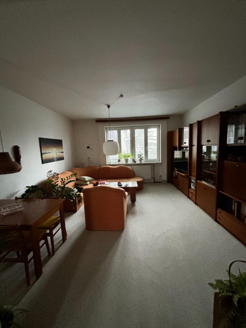 Ponúkame Vám na predaj 3 izbový byt Bratislava-Nové Mesto, Vajnorská ul.